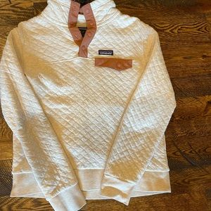 Patagonia, small, 1/4 button sweatshirt